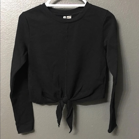 NEW Black Sweater - Picture 1 of 3